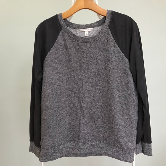 Two Tone Sweater - Picture 1 of 6